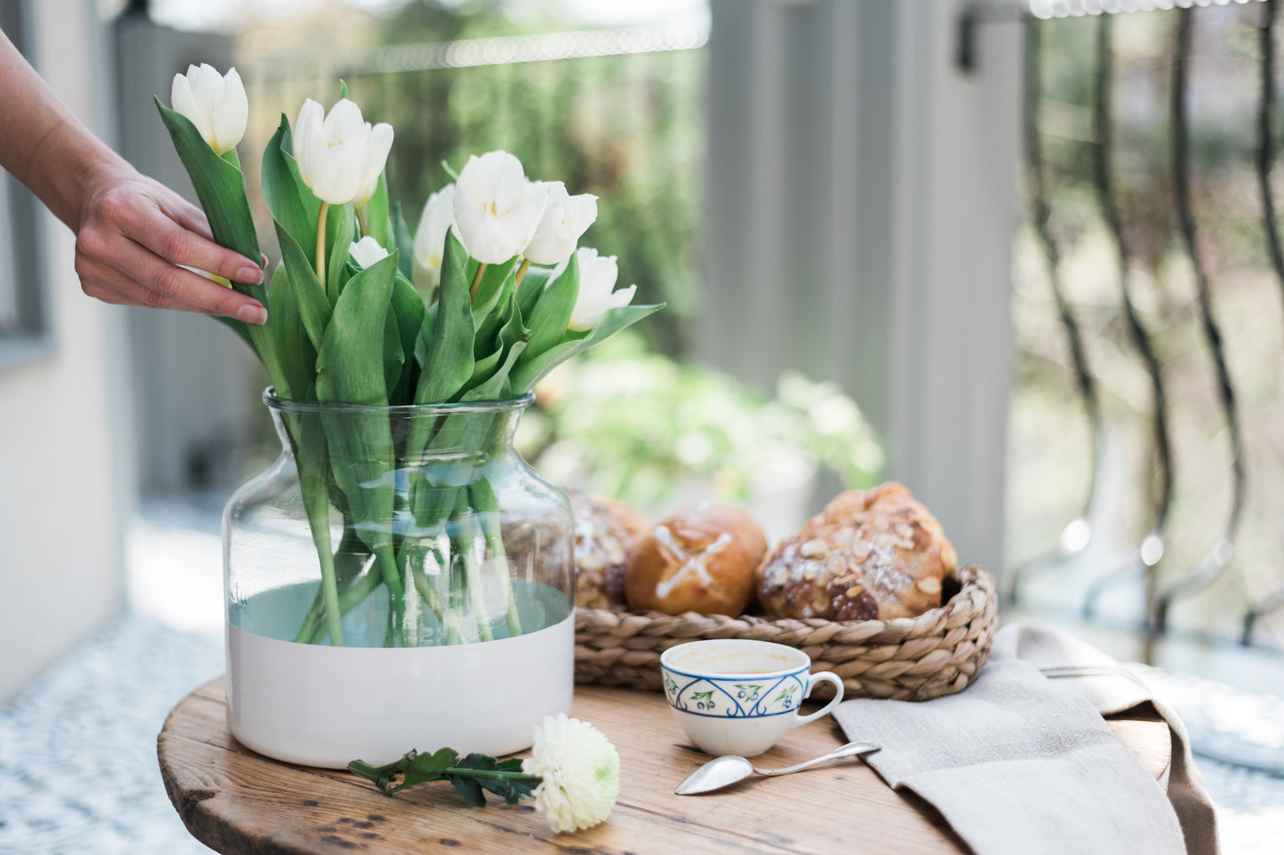 vase for flowers glass white | home decor | wedding gift - Design Club Home